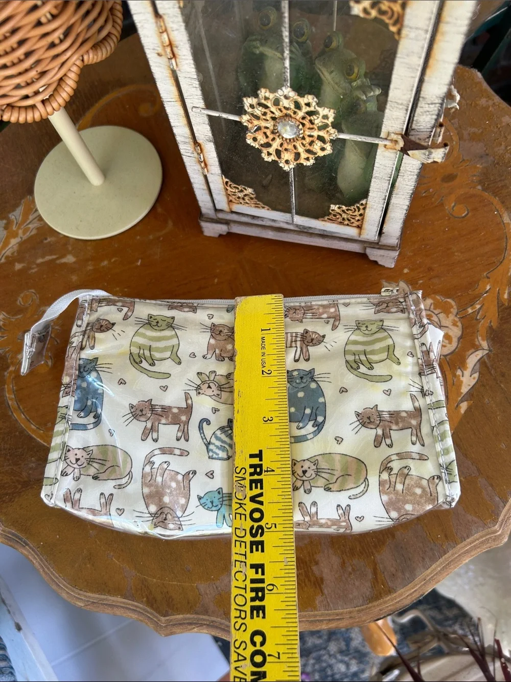 Cat Print Vinyl Cosmetic Bag